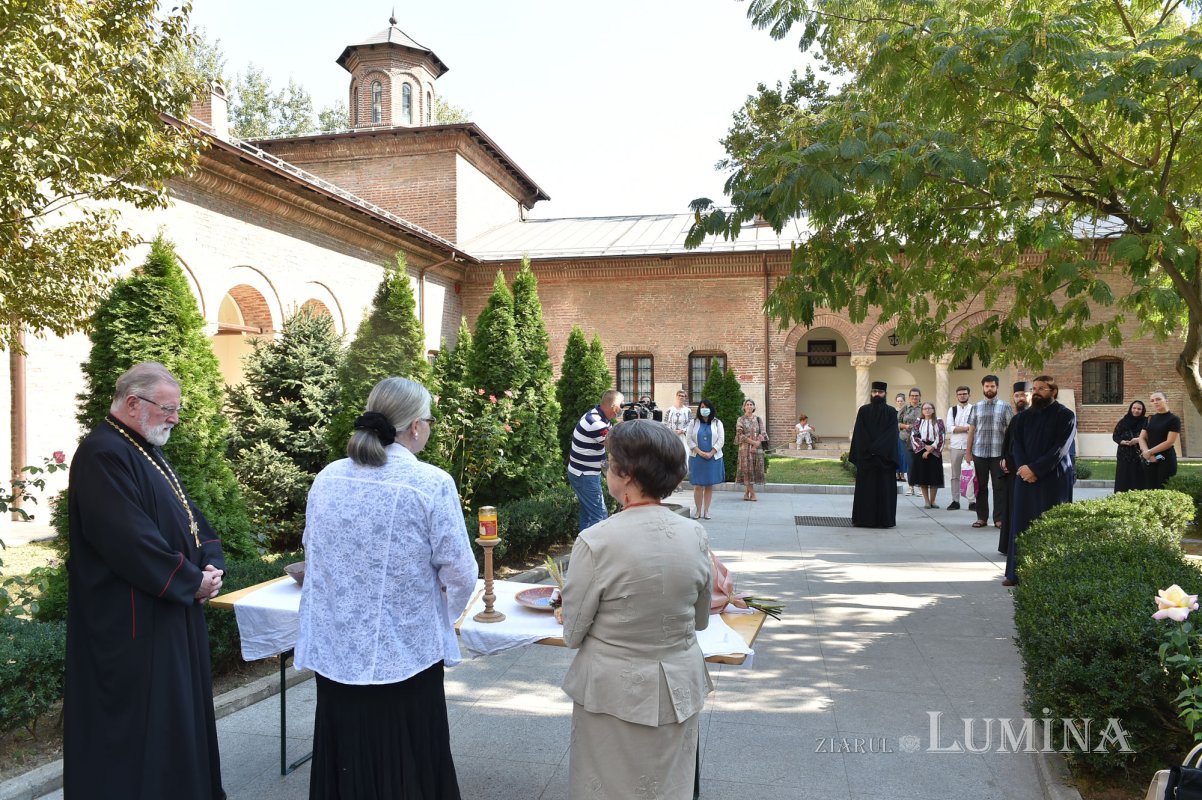 Vernisajul expoziției „Închinare Sfintei Cruci” la Muzeul Mănăstirii Antim  153490