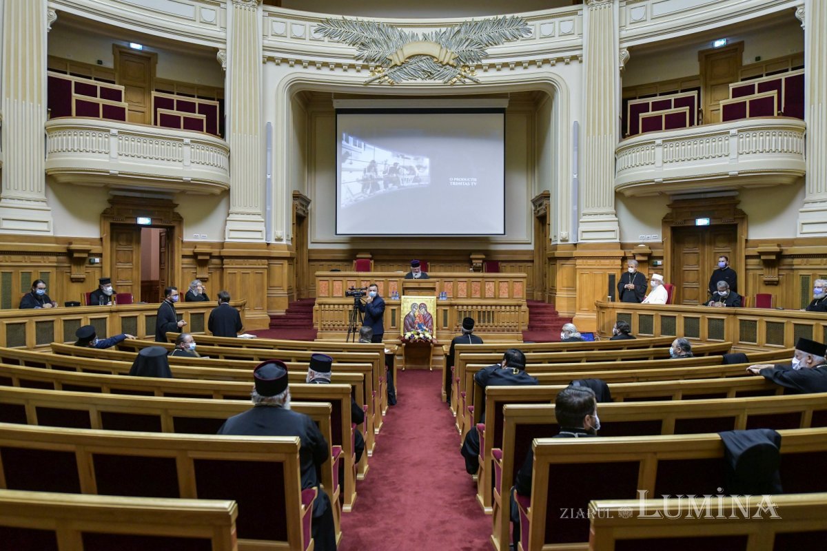 Pastorația familiei azi, dezbătută în ședința Sfântului Sinod  153641