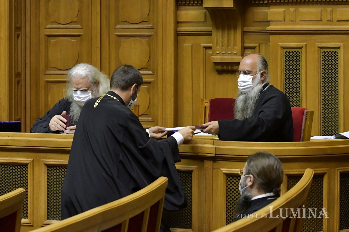 Pastorația familiei azi, dezbătută în ședința Sfântului Sinod  153655