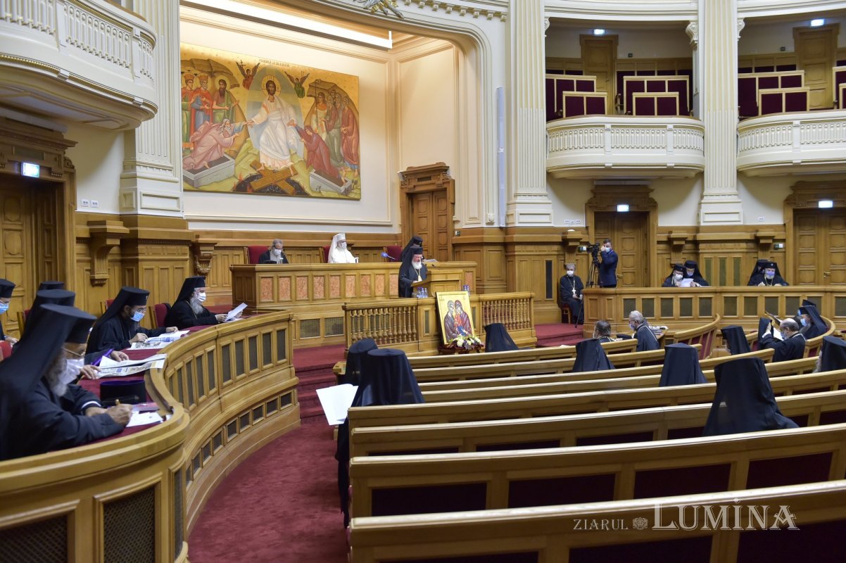 Pastorația familiei azi, dezbătută în ședința Sfântului Sinod  153671