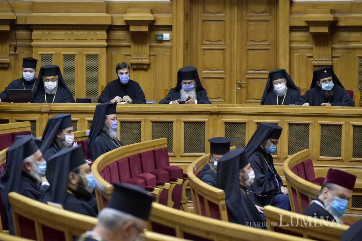 Pastorația familiei azi, dezbătută în ședința Sfântului Sinod  153675