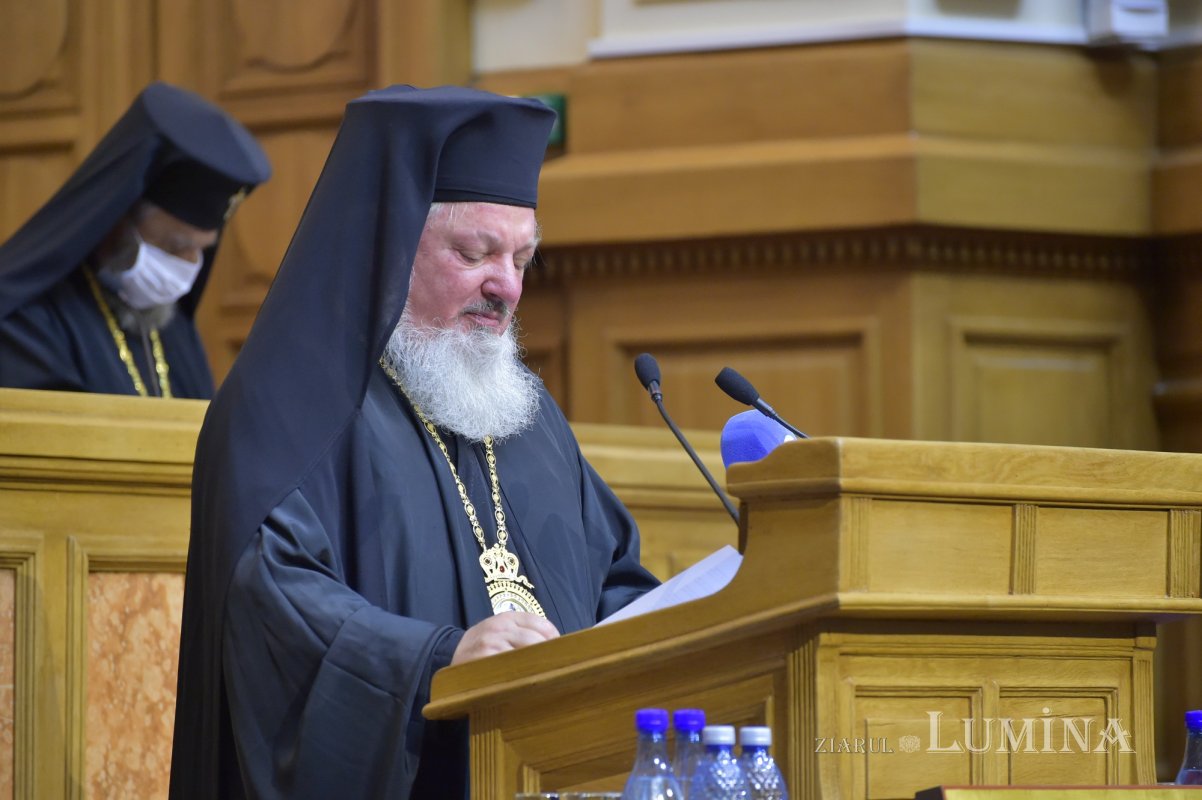 Pastorația familiei azi, dezbătută în ședința Sfântului Sinod  153677