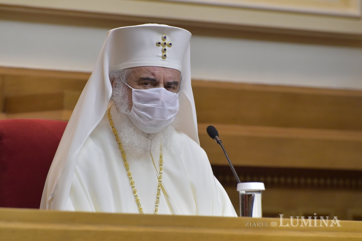 Pastorația familiei azi, dezbătută în ședința Sfântului Sinod  153678