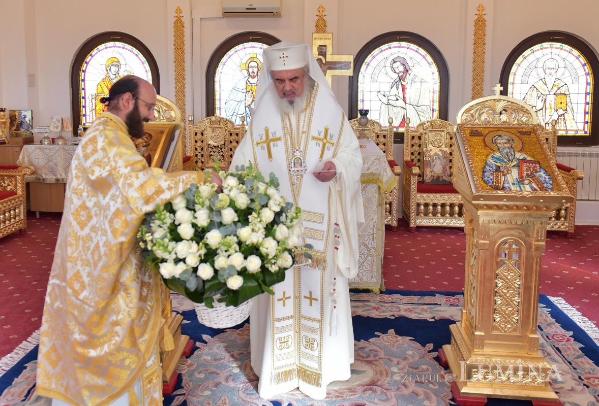 Hramul Paraclisului „Sfântul Grigorie Luminătorul” din Reşedinţa Patriarhală 153753