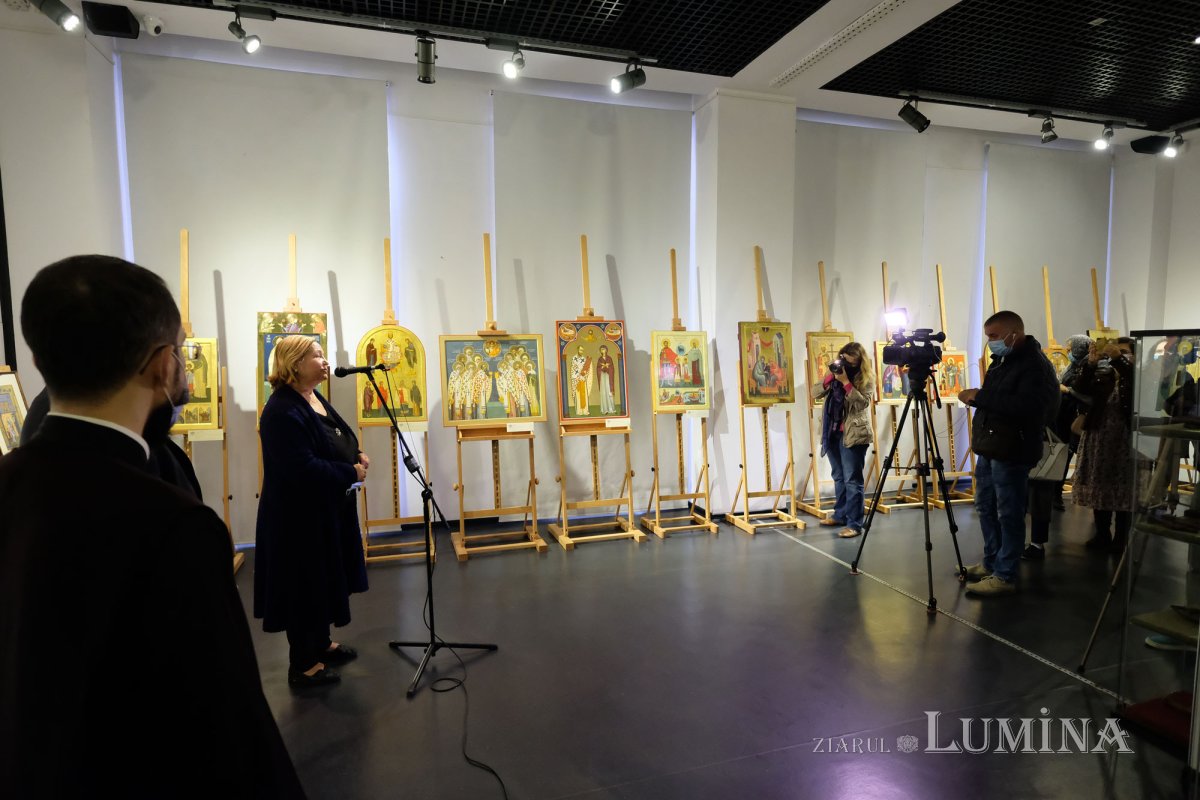 Expoziția „Icoana ortodoxă - lumina credinței” la Muzeul Satului din Capitală 154080