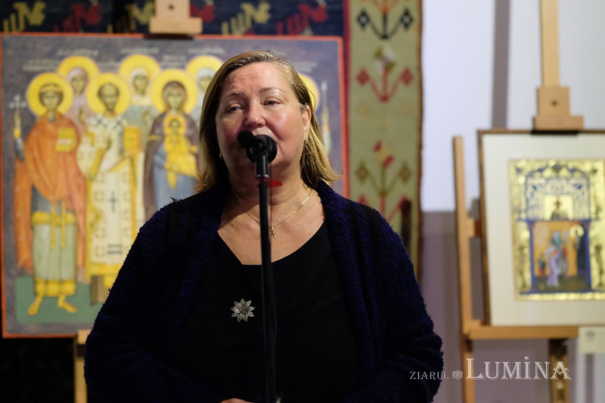 Expoziția „Icoana ortodoxă - lumina credinței” la Muzeul Satului din Capitală 154082