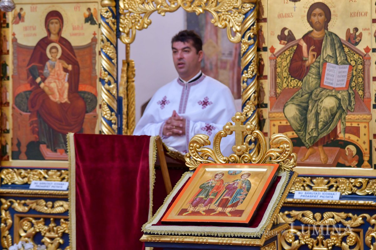 Mucenicii Serghie şi Vah, cinstiţi în biserica din incinta Palatului Cotroceni 154337