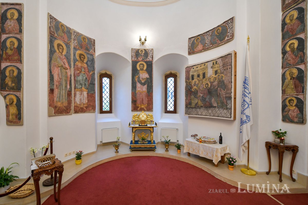 Mucenicii Serghie şi Vah, cinstiţi în biserica din incinta Palatului Cotroceni 154341