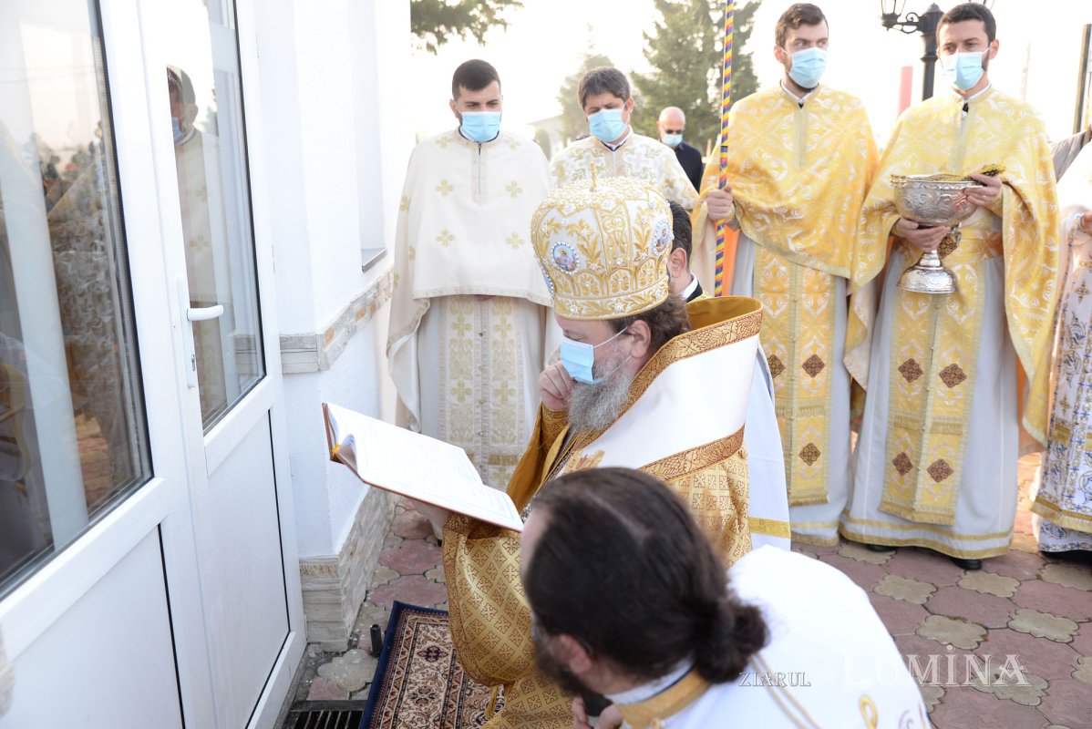 Veșmântul harului pentru o biserică înnoită din județul Ilfov 154533