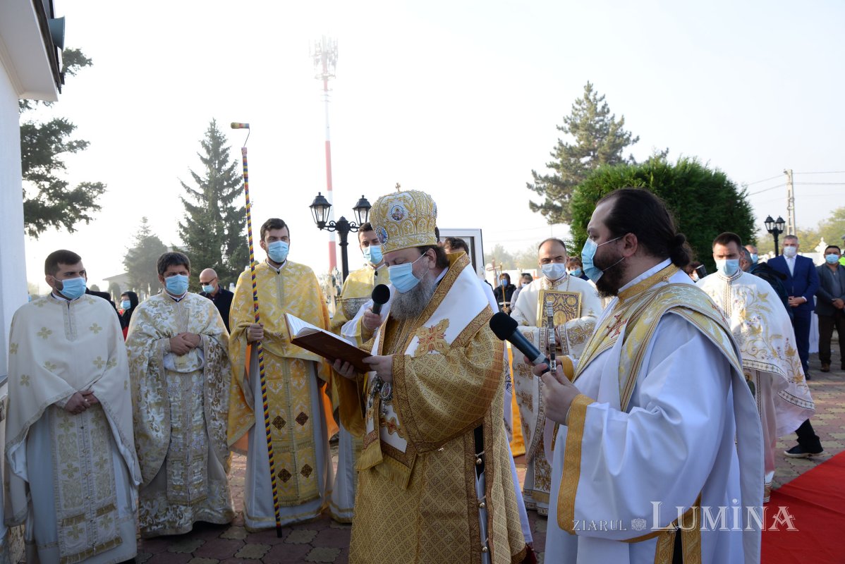 Veșmântul harului pentru o biserică înnoită din județul Ilfov 154534