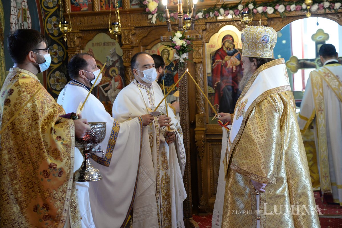 Veșmântul harului pentru o biserică înnoită din județul Ilfov 154545