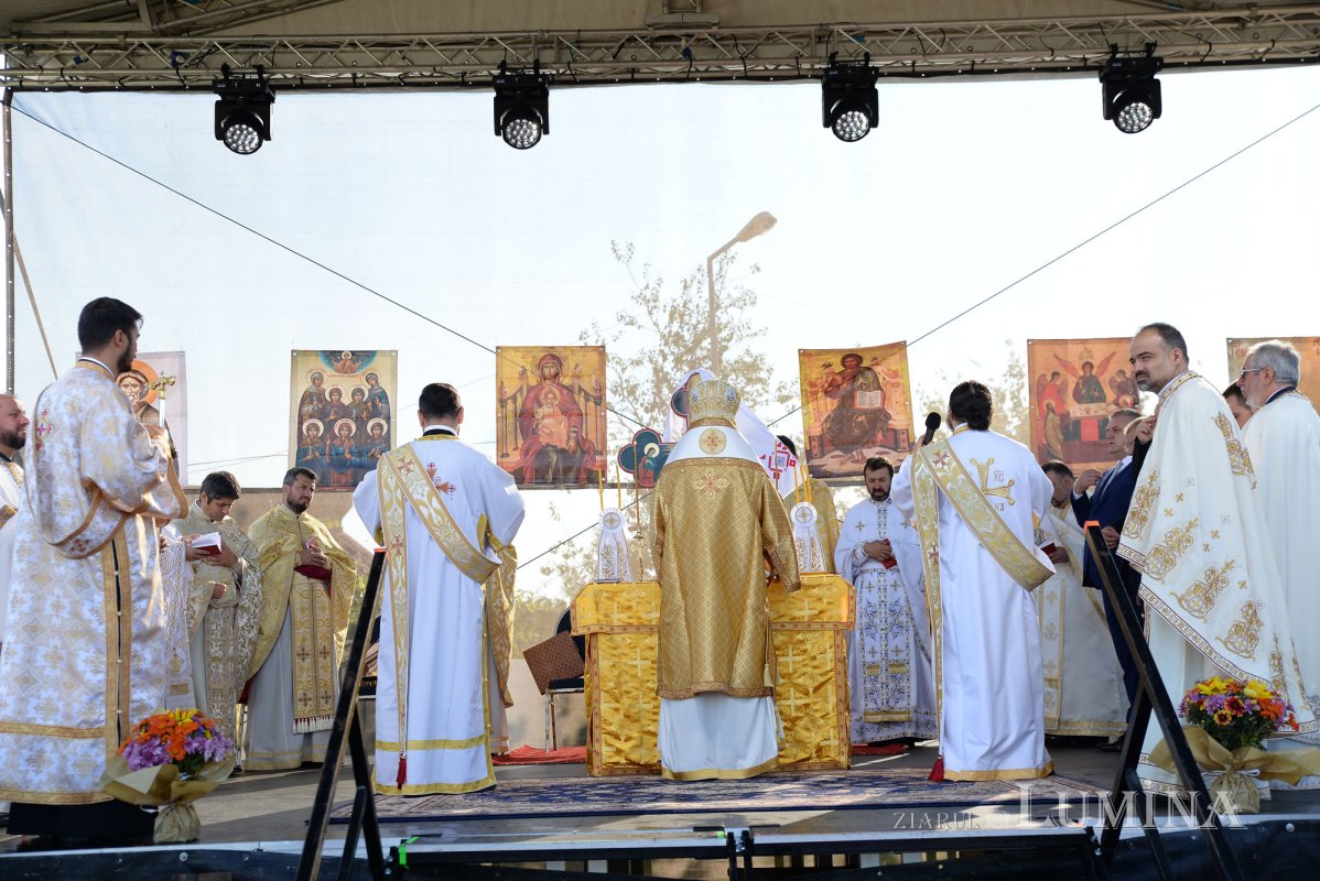 Veșmântul harului pentru o biserică înnoită din județul Ilfov 154553