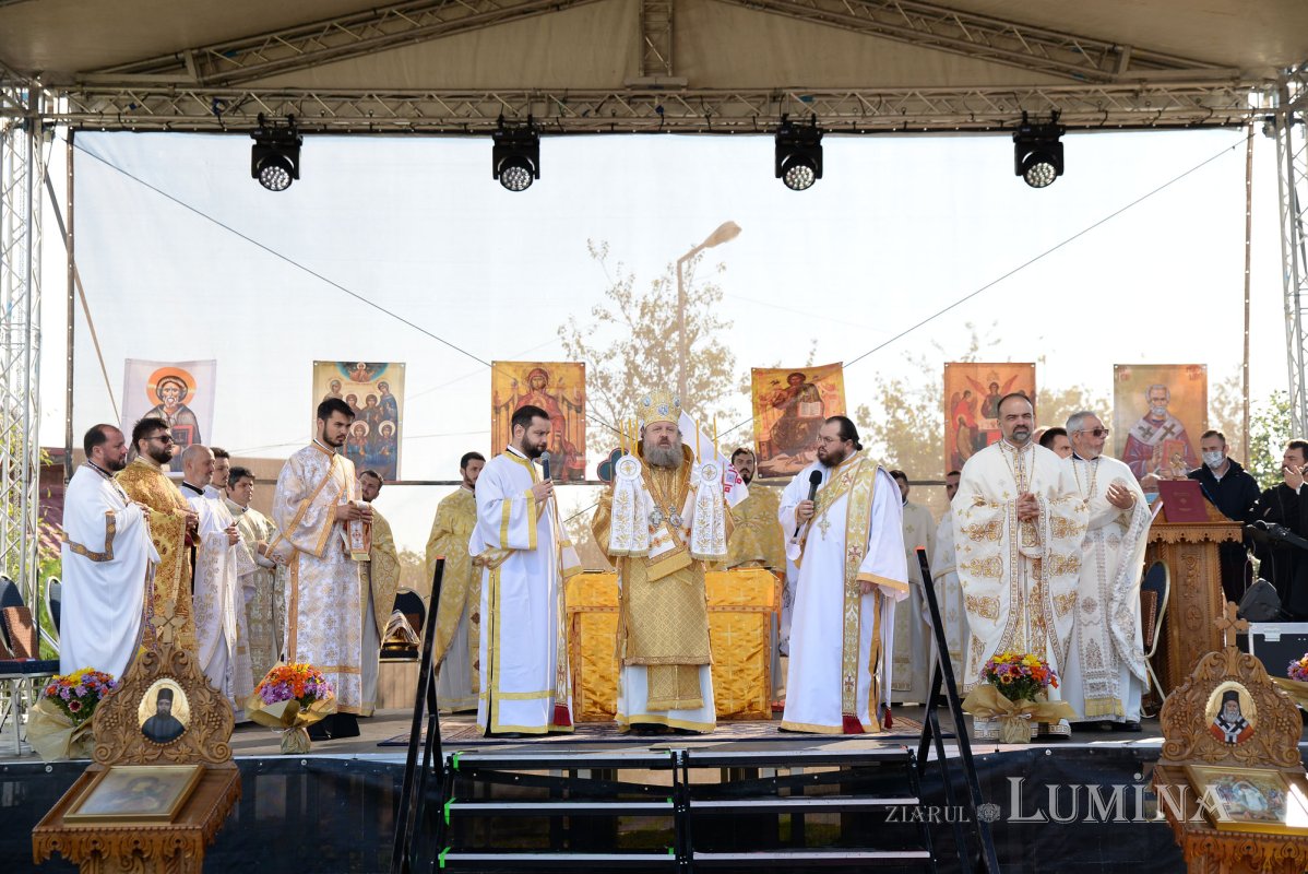 Veșmântul harului pentru o biserică înnoită din județul Ilfov 154557