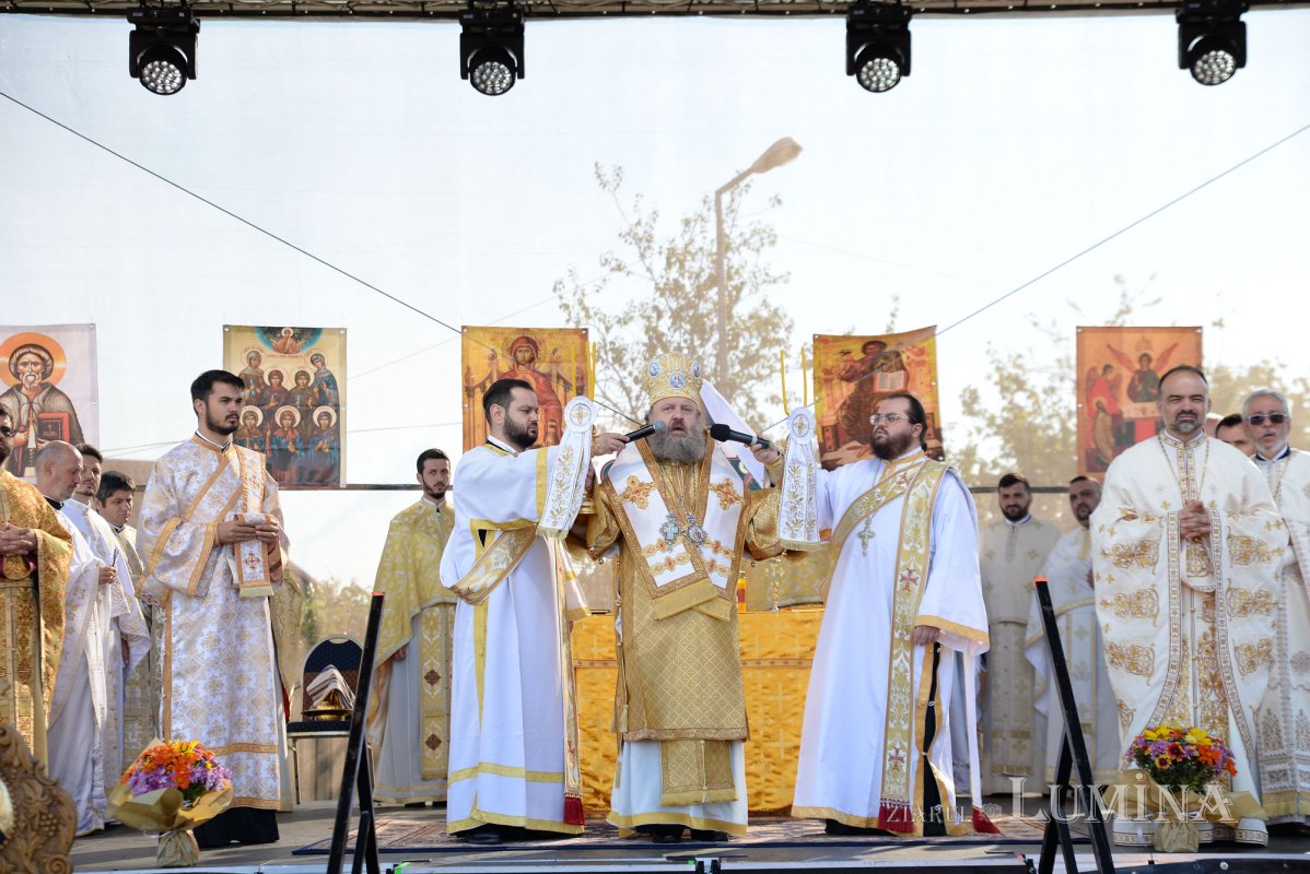 Veșmântul harului pentru o biserică înnoită din județul Ilfov 154558