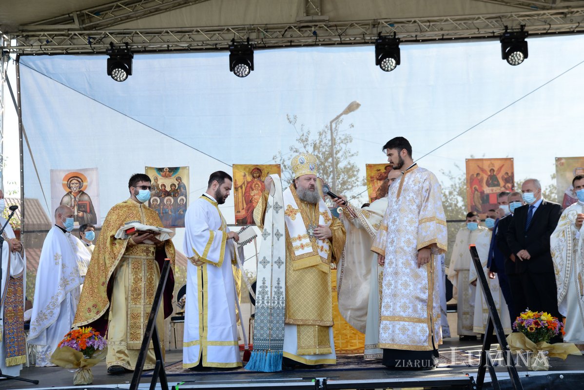 Veșmântul harului pentru o biserică înnoită din județul Ilfov 154565