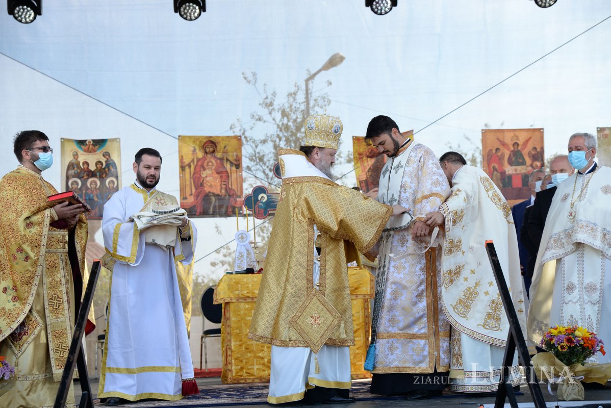 Veșmântul harului pentru o biserică înnoită din județul Ilfov 154569