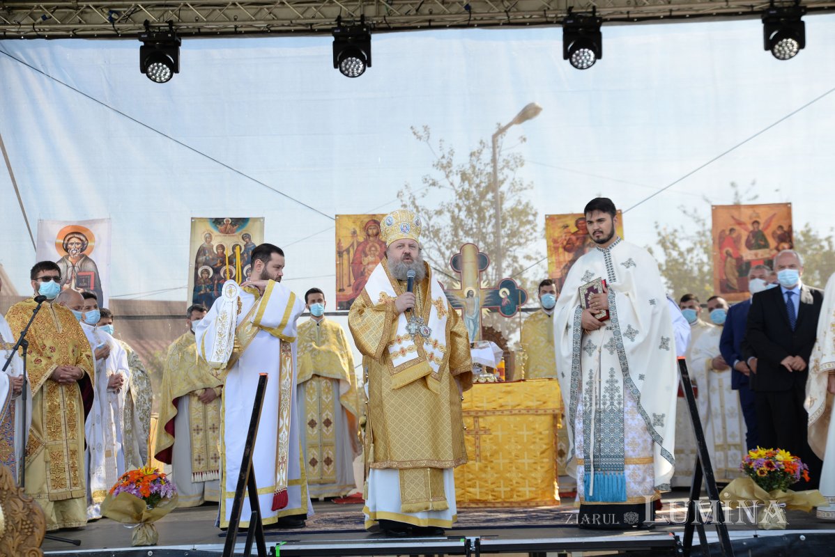 Veșmântul harului pentru o biserică înnoită din județul Ilfov 154575