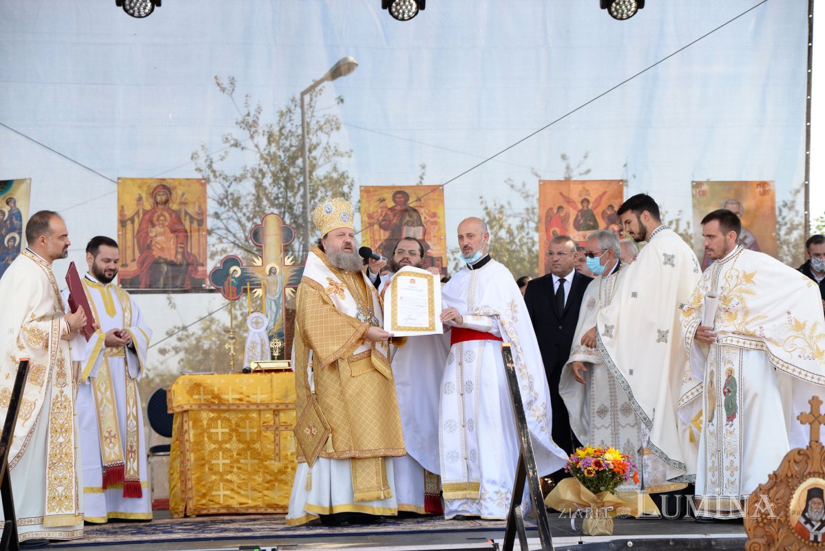 Veșmântul harului pentru o biserică înnoită din județul Ilfov 154582