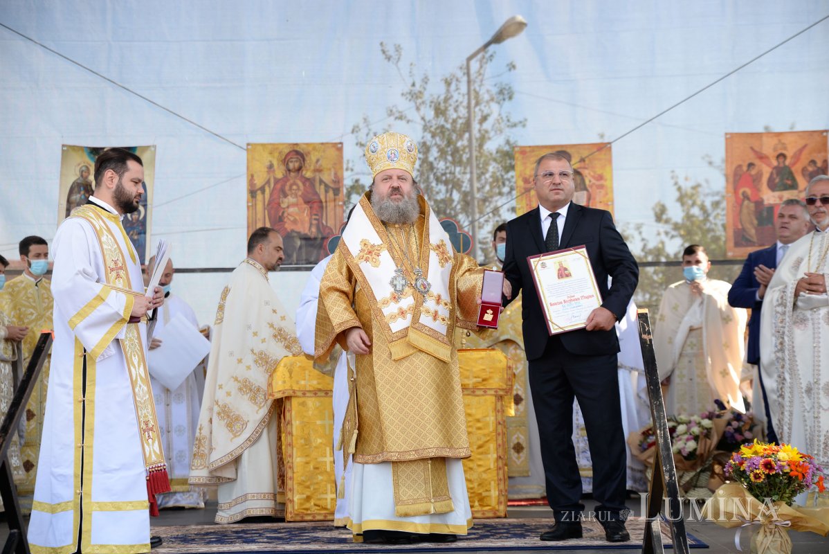 Veșmântul harului pentru o biserică înnoită din județul Ilfov 154583