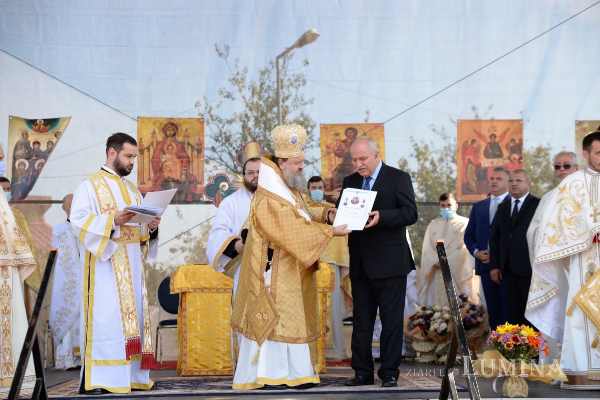 Veșmântul harului pentru o biserică înnoită din județul Ilfov 154585