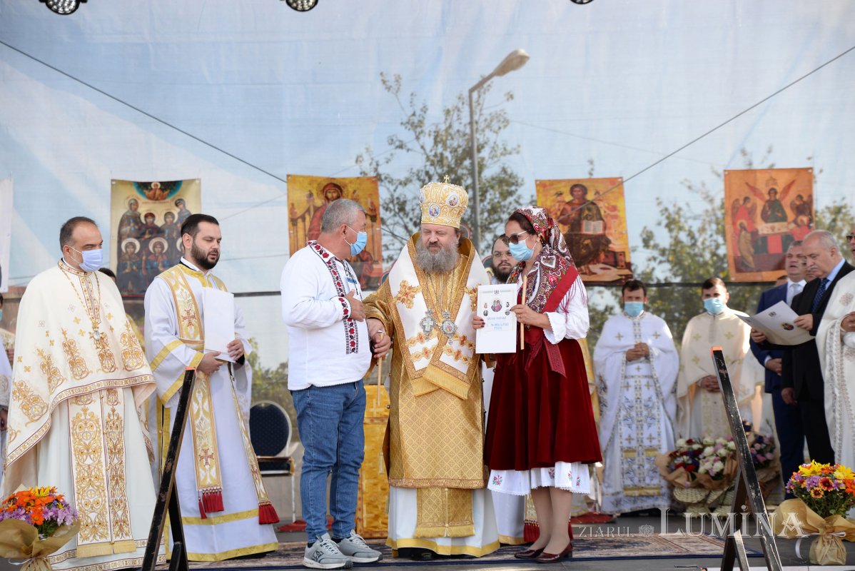 Veșmântul harului pentru o biserică înnoită din județul Ilfov 154586