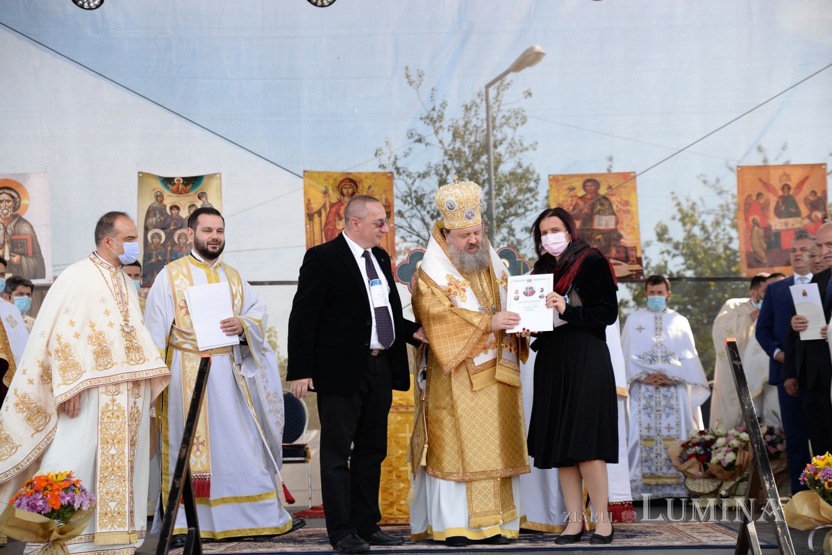 Veșmântul harului pentru o biserică înnoită din județul Ilfov 154587