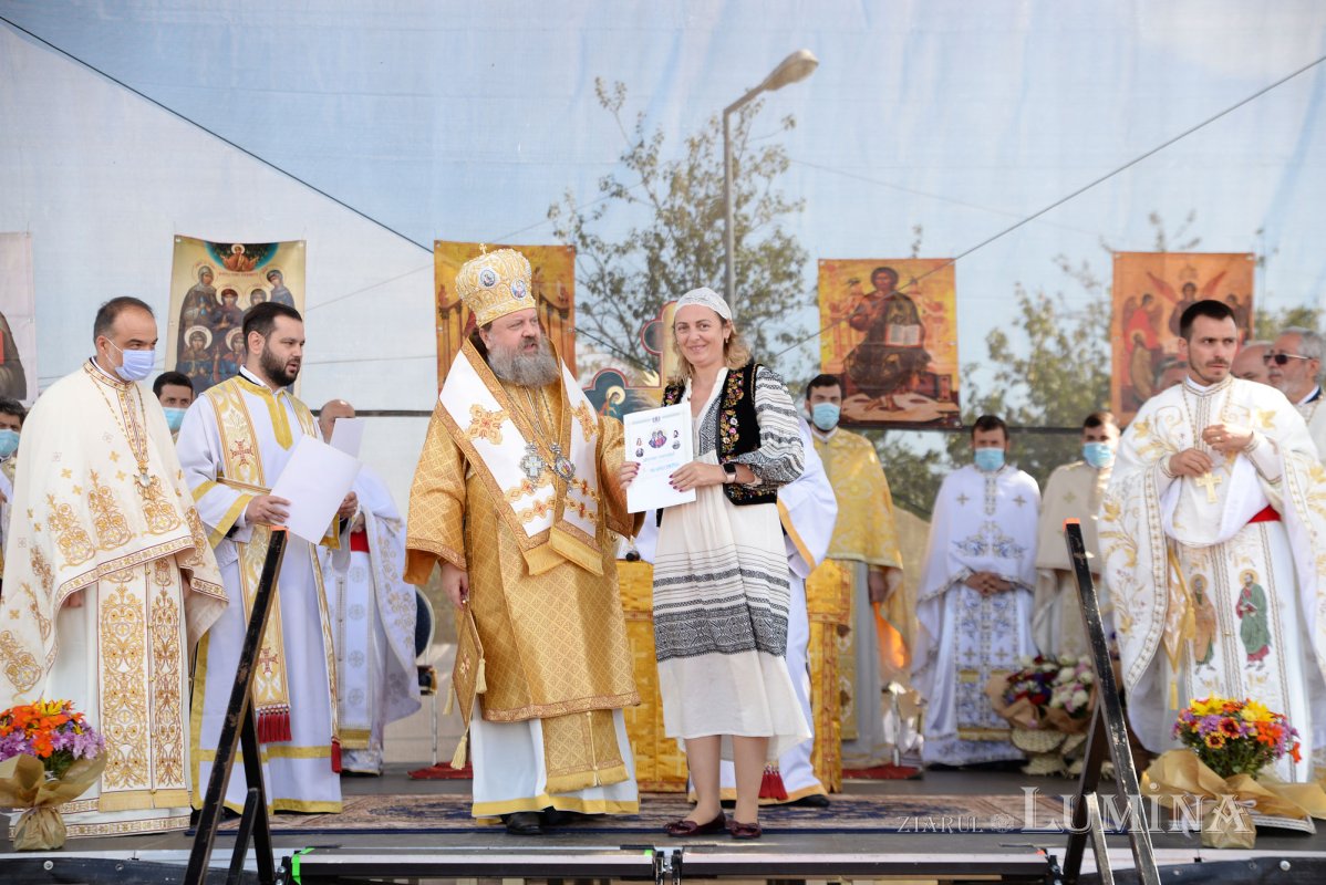 Veșmântul harului pentru o biserică înnoită din județul Ilfov 154588