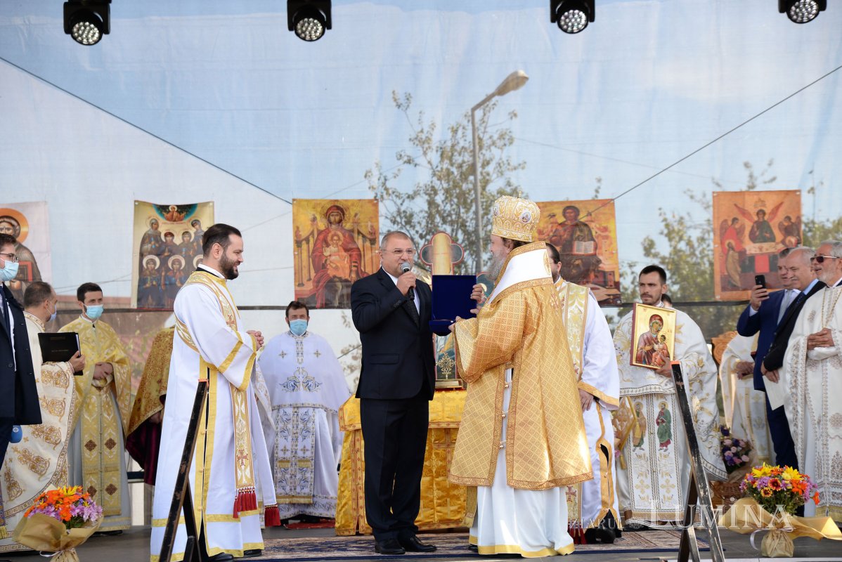 Veșmântul harului pentru o biserică înnoită din județul Ilfov 154590