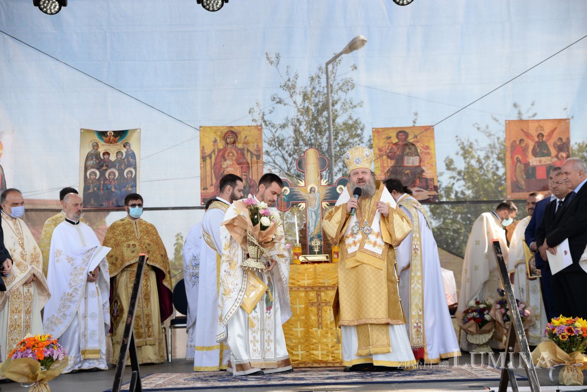 Veșmântul harului pentru o biserică înnoită din județul Ilfov 154592