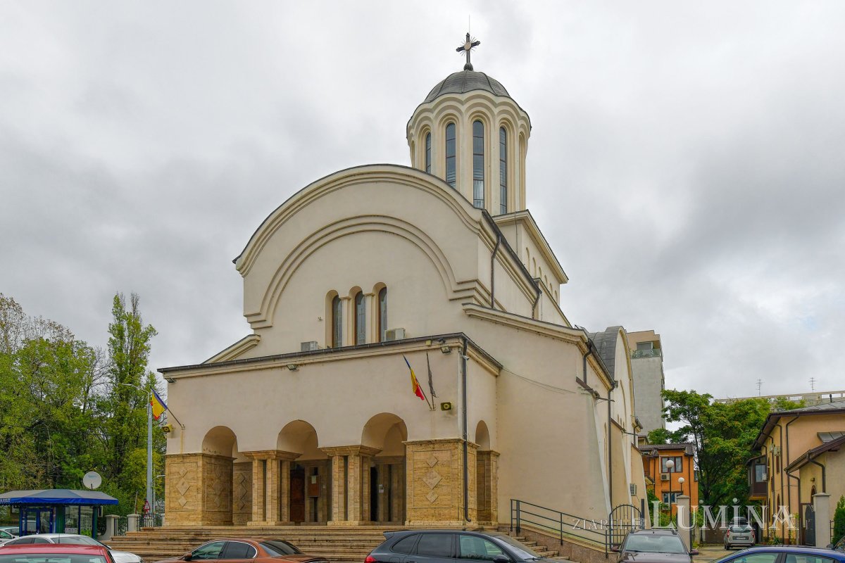 Altarele Capitalei închinate Sfintei Cuvioase Parascheva 154764