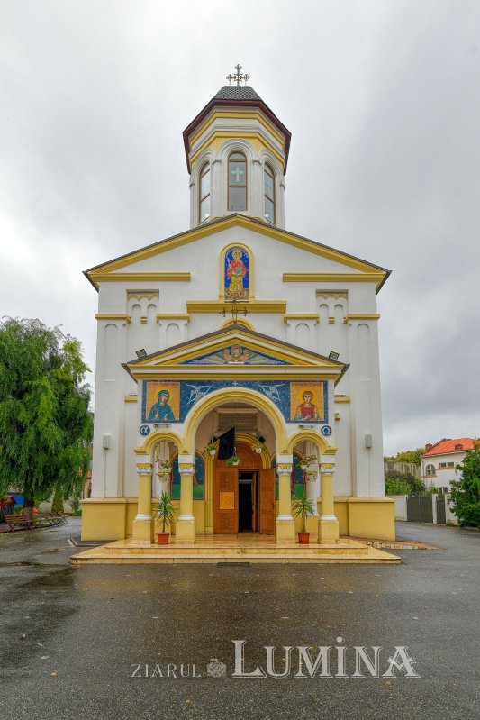 Altarele Capitalei închinate Sfintei Cuvioase Parascheva 154768