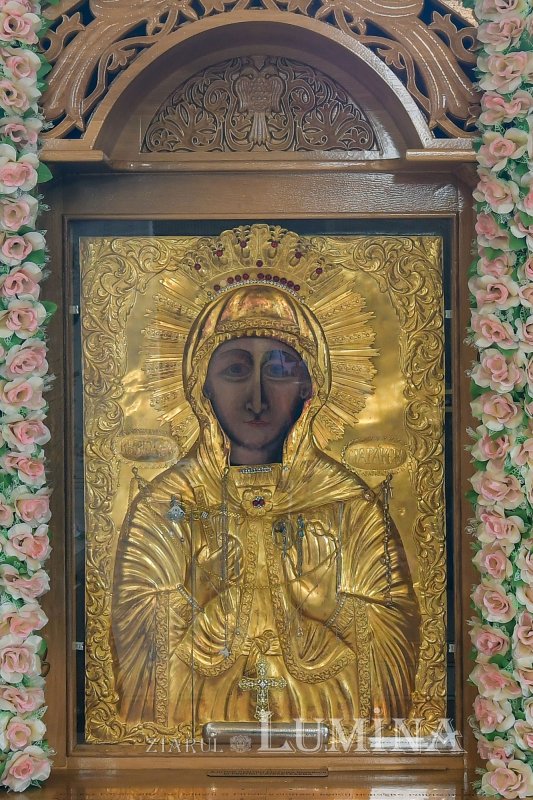 Altarele Capitalei închinate Sfintei Cuvioase Parascheva 154769