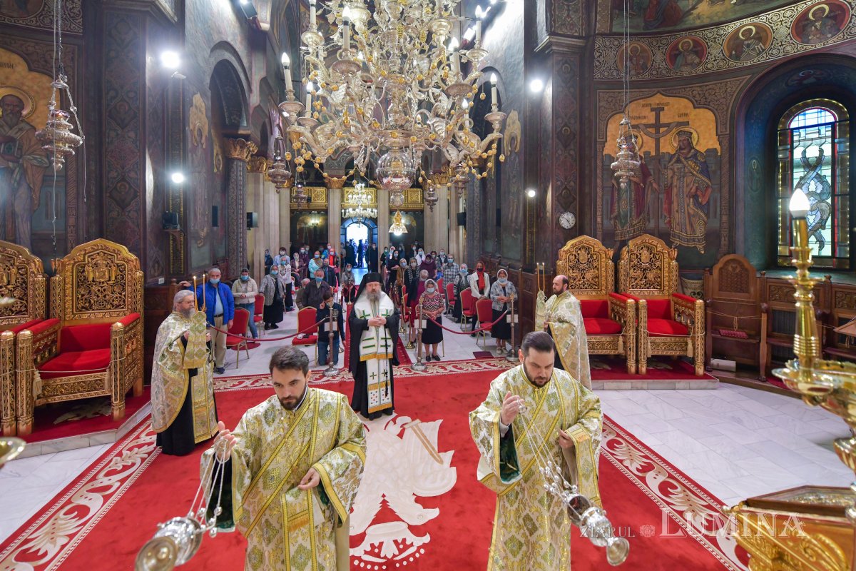 Priveghere pentru Cuvioasa Parascheva la Catedrala Patriarhală 154908