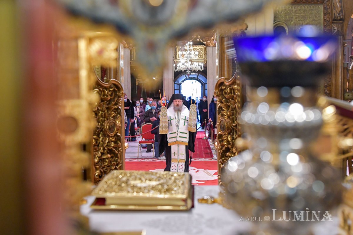 Priveghere pentru Cuvioasa Parascheva la Catedrala Patriarhală 154909
