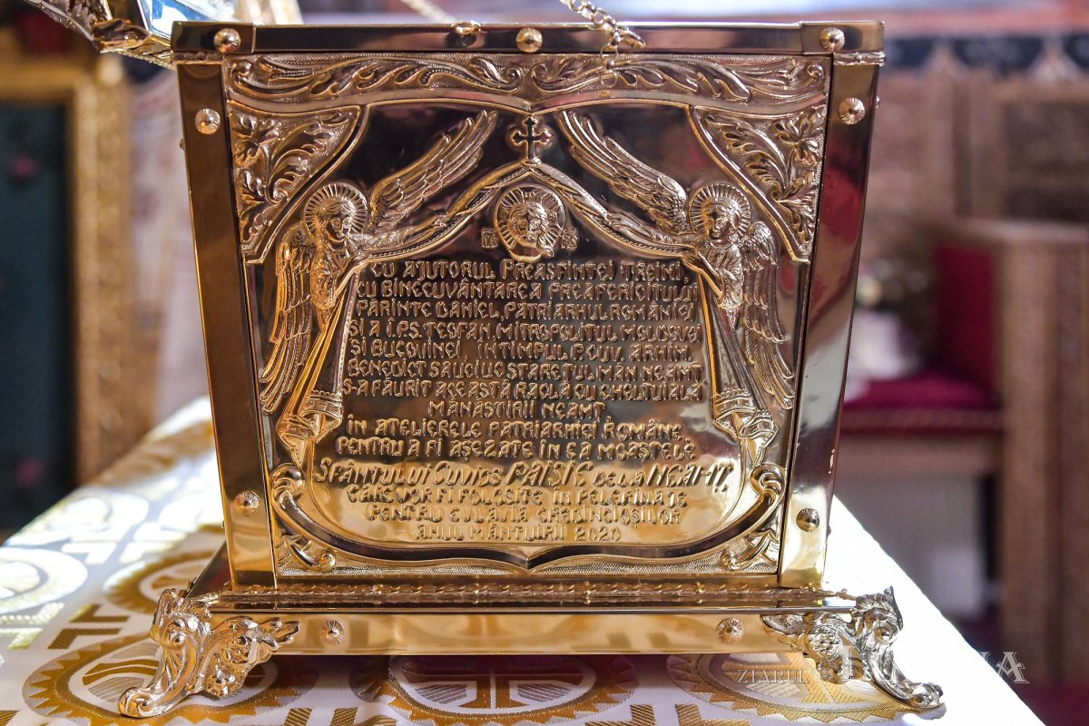 Sfințirea unei noi racle la Patriarhie pentru Mănăstirea Neamț 154947