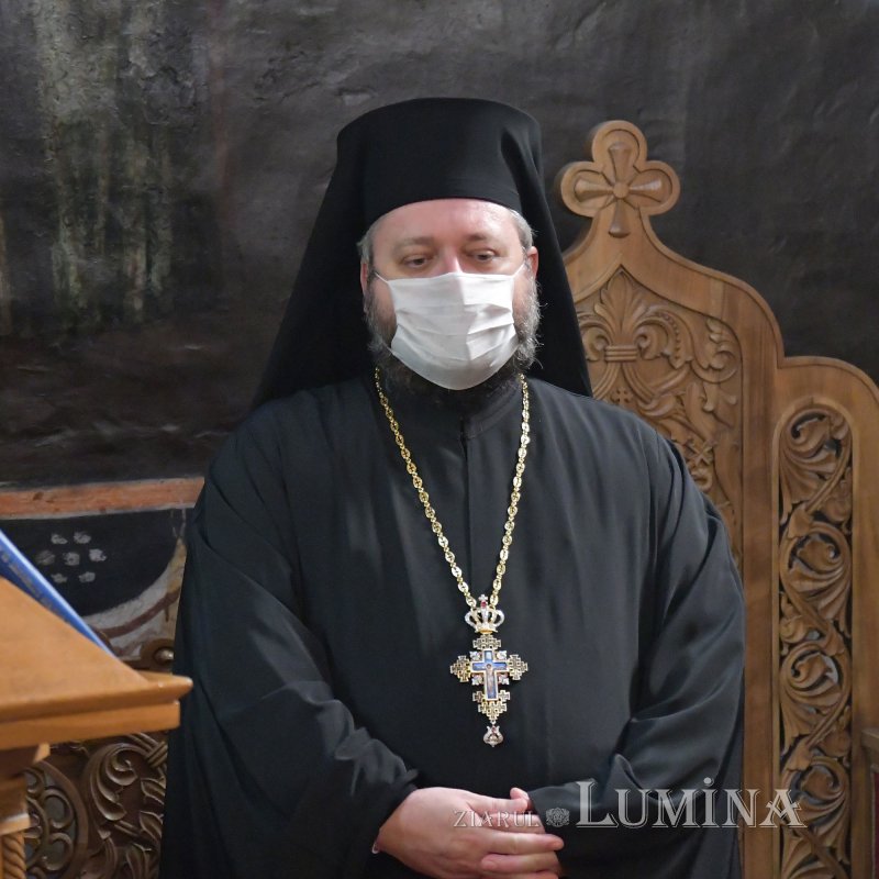 Sfințirea unei noi racle la Patriarhie pentru Mănăstirea Neamț 154954