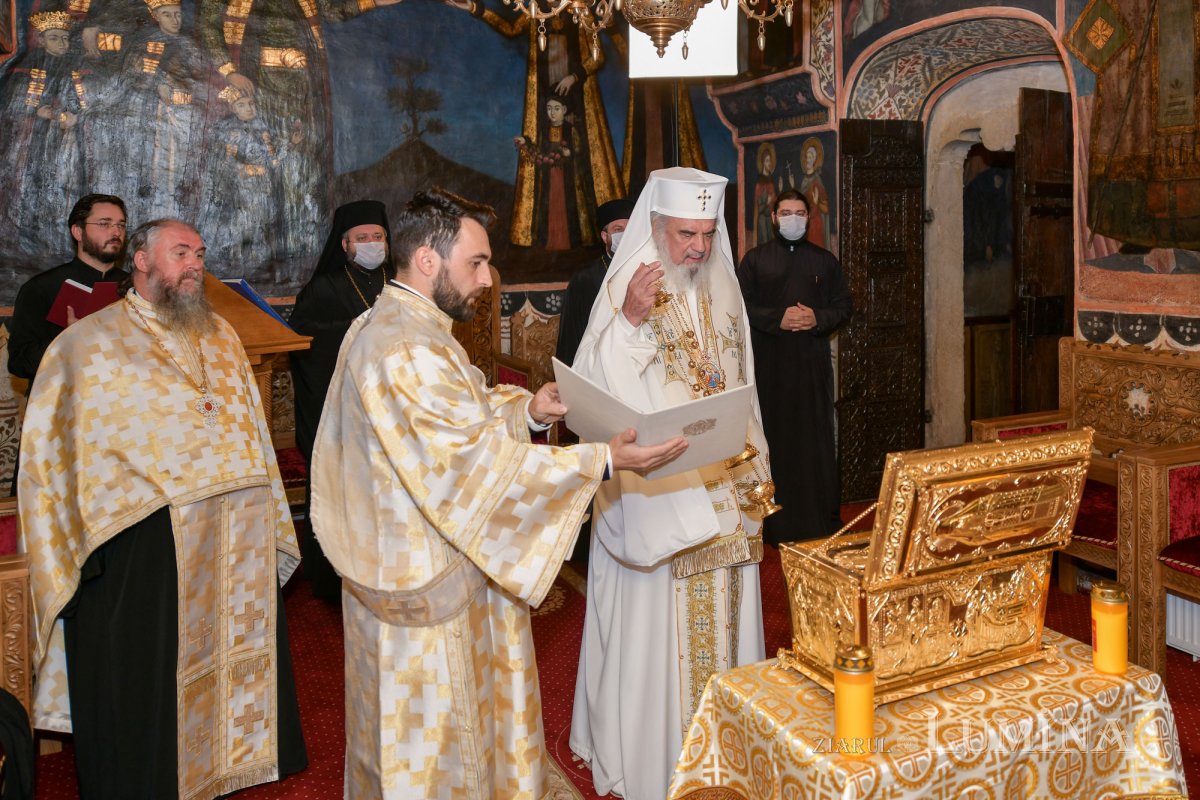 Sfințirea unei noi racle la Patriarhie pentru Mănăstirea Neamț 154957