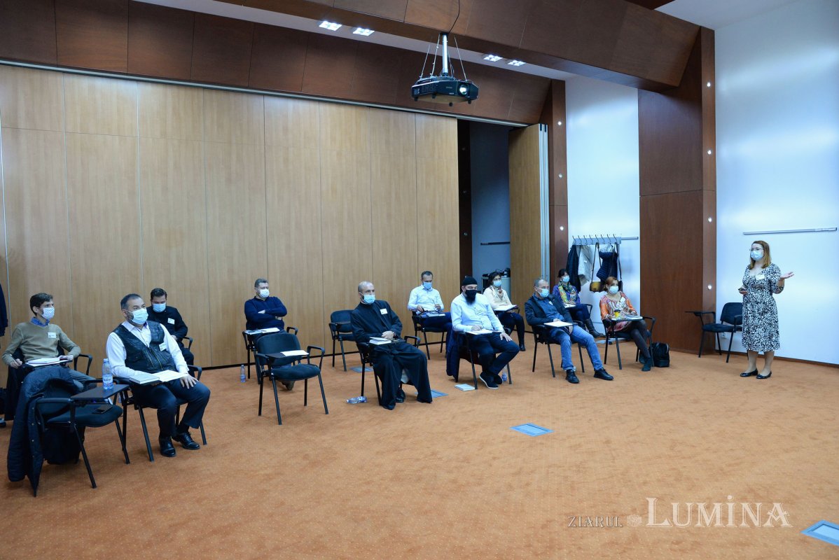 Curs de formare profesională pentru ocupaţia „consilier în domeniul adicţiilor” 155255