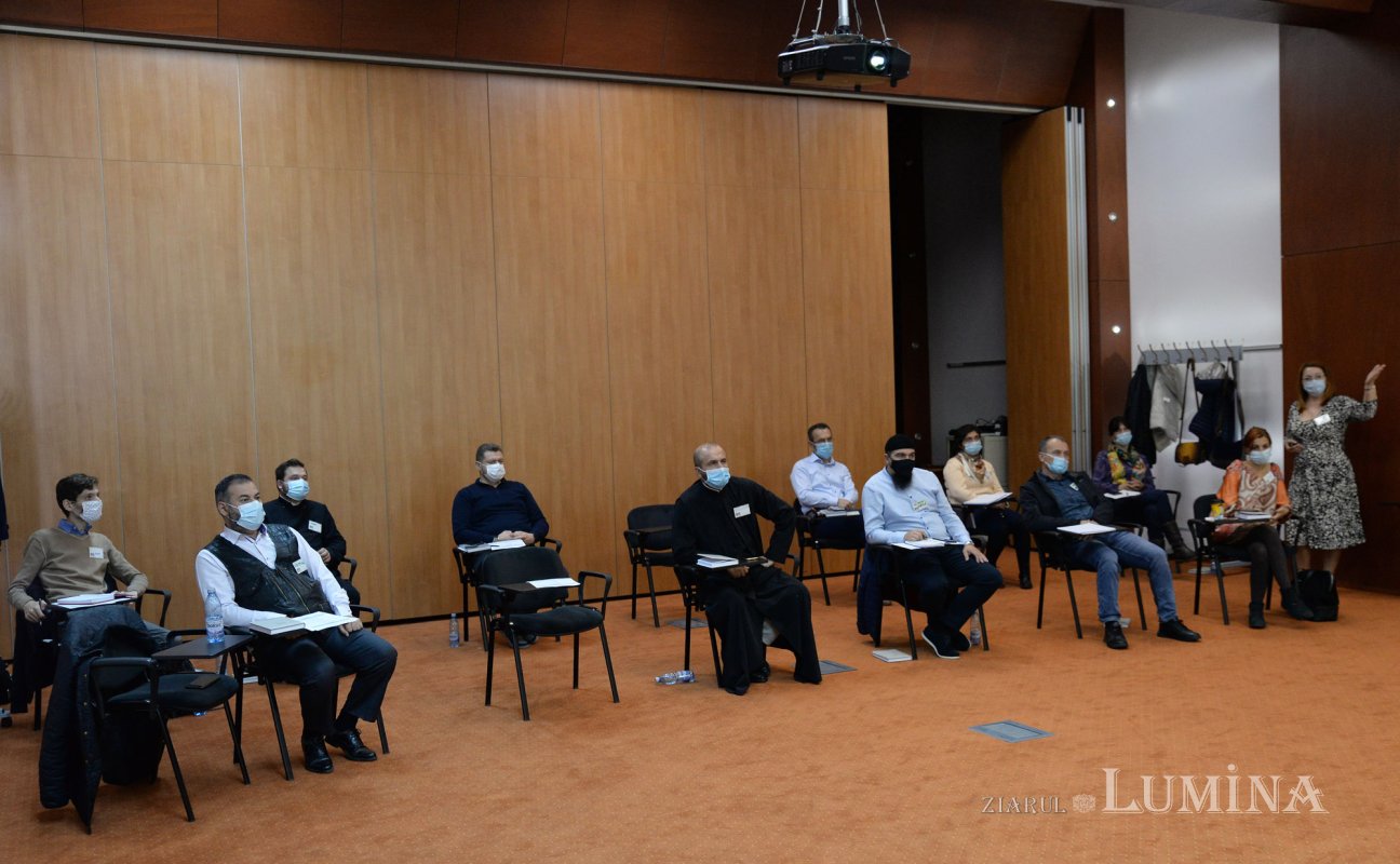 Curs de formare profesională pentru ocupaţia „consilier în domeniul adicţiilor” 155272