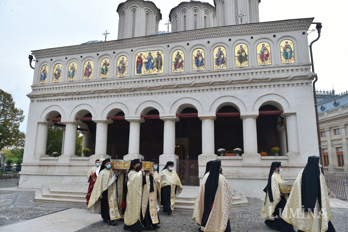 A început sărbătoarea Ocrotitorului Bucureștilor pe Colina Bucuriei 155572