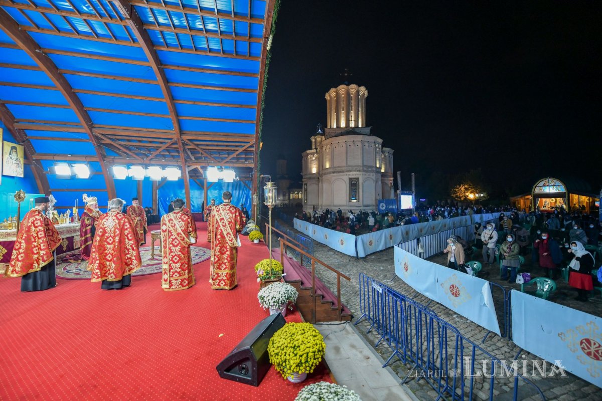 Prima seară de priveghere cu ocazia hramului Catedralei Patriarhale  155667