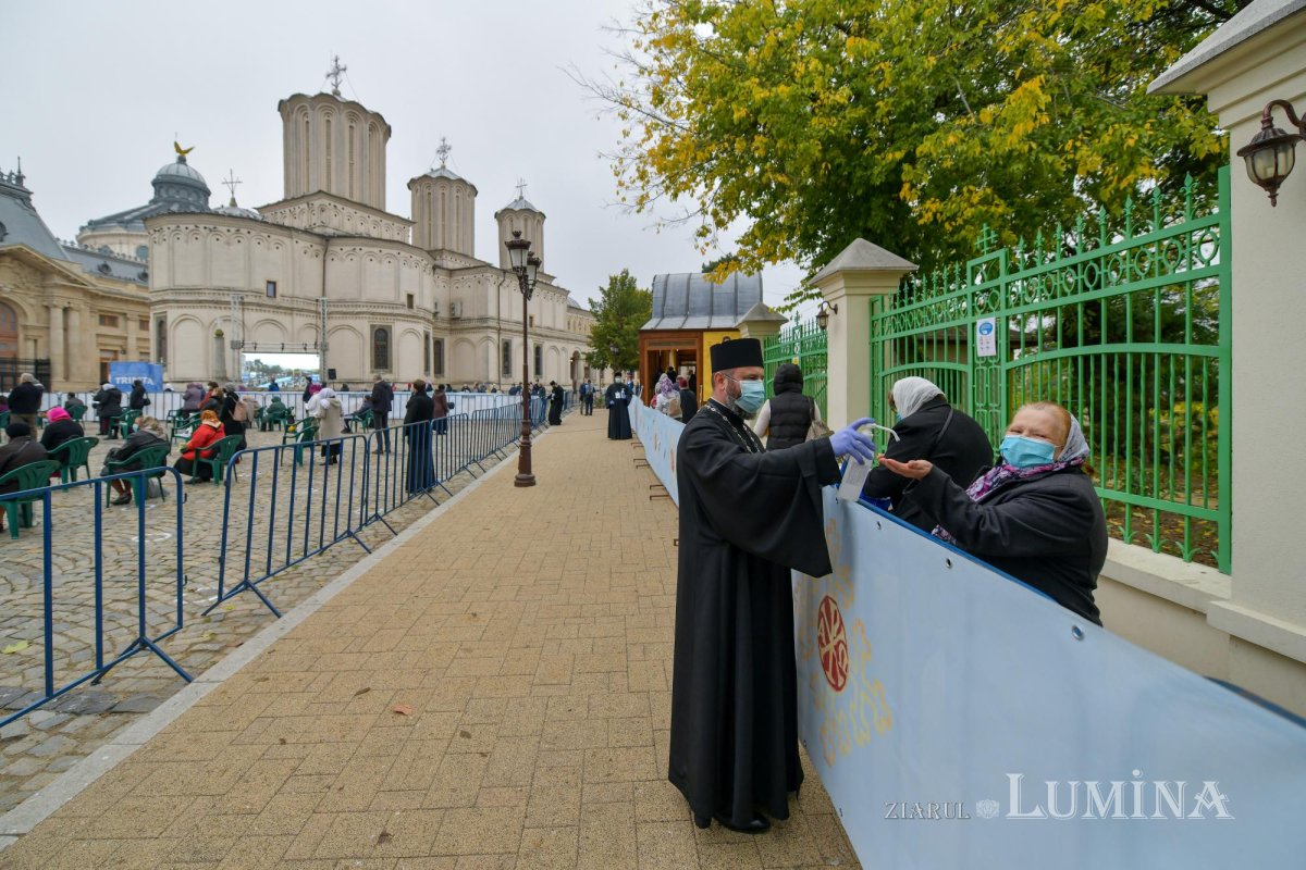 Prinos de laudă adus Mucenicului Dimitrie la Catedrala Patriarhală 155681