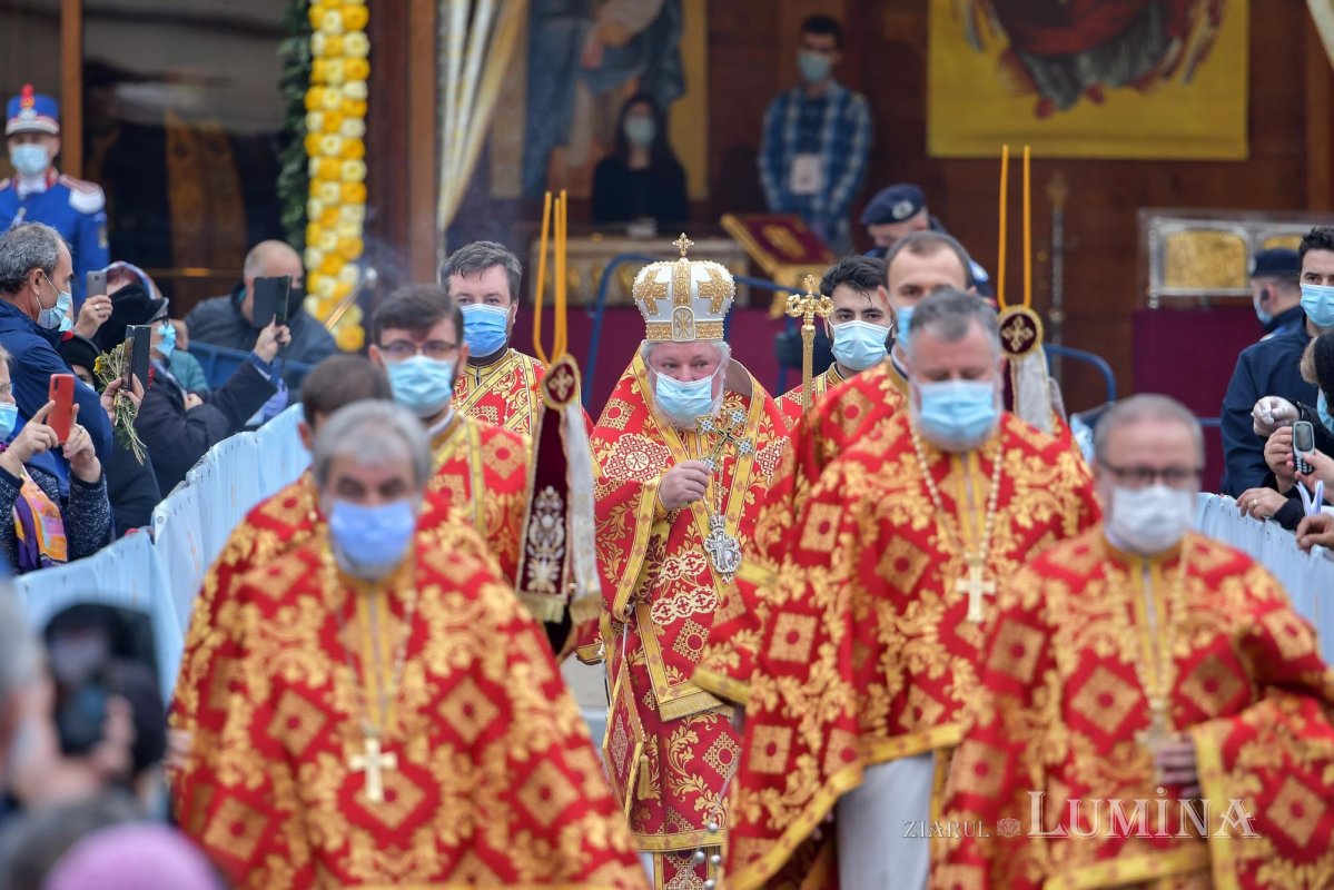 Prinos de laudă adus Mucenicului Dimitrie la Catedrala Patriarhală 155688