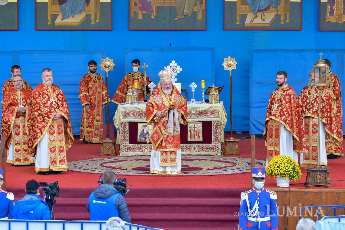 Prinos de laudă adus Mucenicului Dimitrie la Catedrala Patriarhală 155698