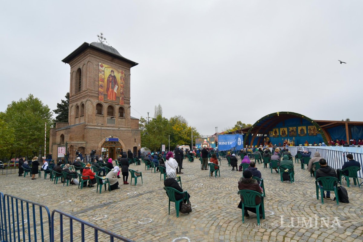 Prinos de laudă adus Mucenicului Dimitrie la Catedrala Patriarhală 155703