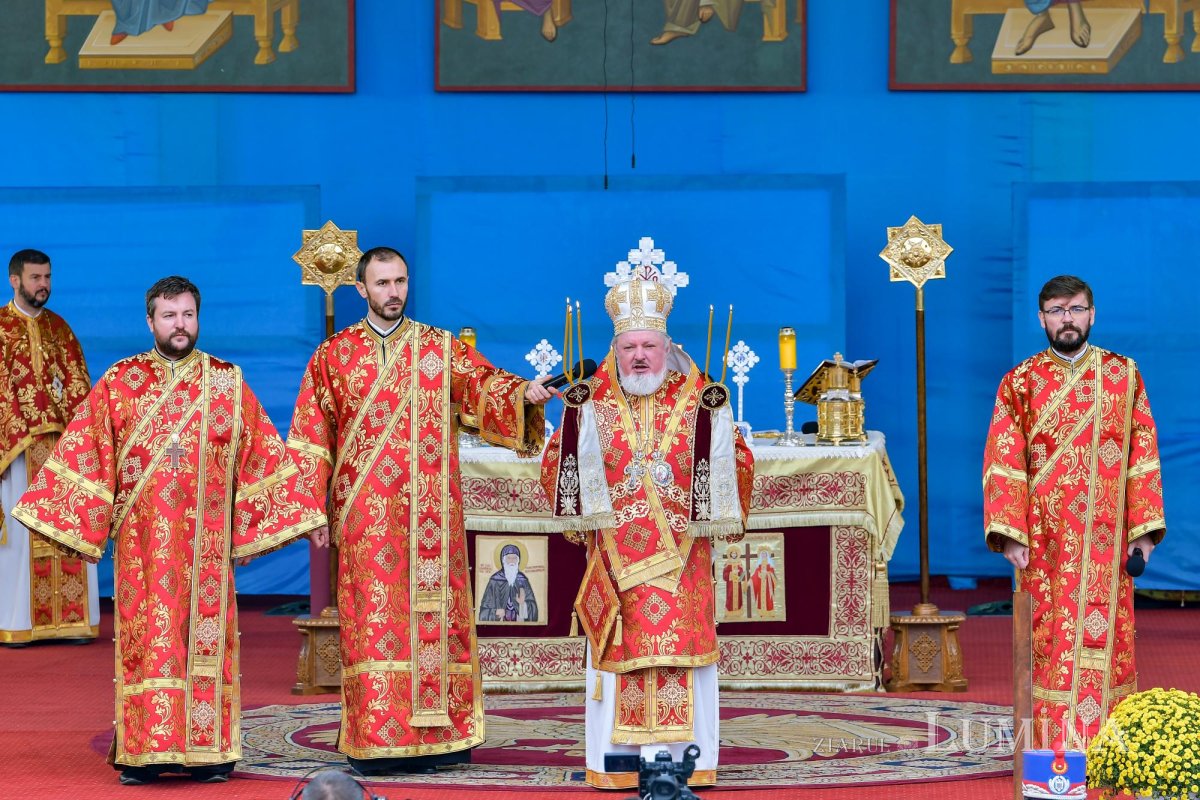 Prinos de laudă adus Mucenicului Dimitrie la Catedrala Patriarhală 155704