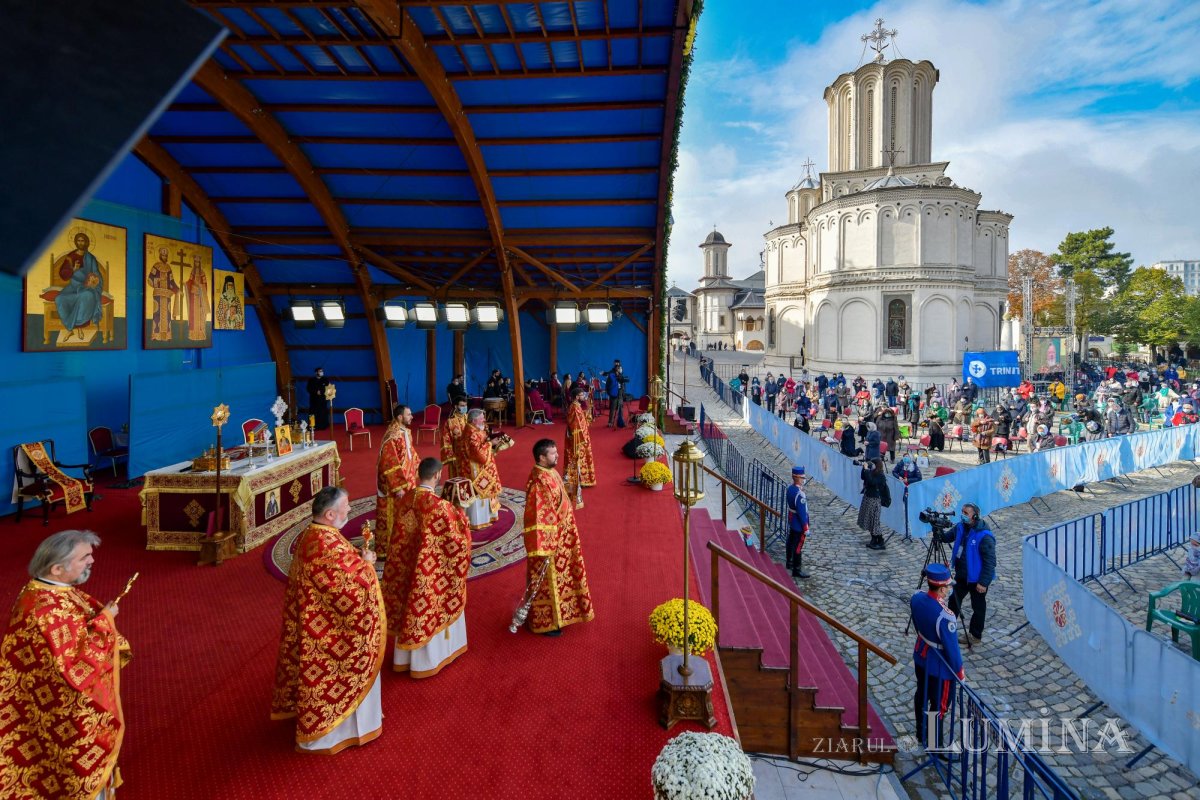 Prinos de laudă adus Mucenicului Dimitrie la Catedrala Patriarhală 155707