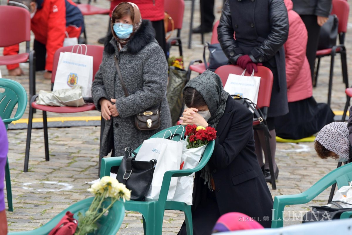 Prinos de laudă adus Mucenicului Dimitrie la Catedrala Patriarhală 155713