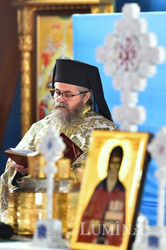 Rugăciune de seară  la Catedrala Patriarhală pentru Ocrotitorul Bucureştilor 155802