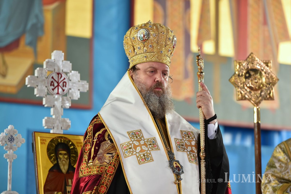 Rugăciune de seară  la Catedrala Patriarhală pentru Ocrotitorul Bucureştilor 155826